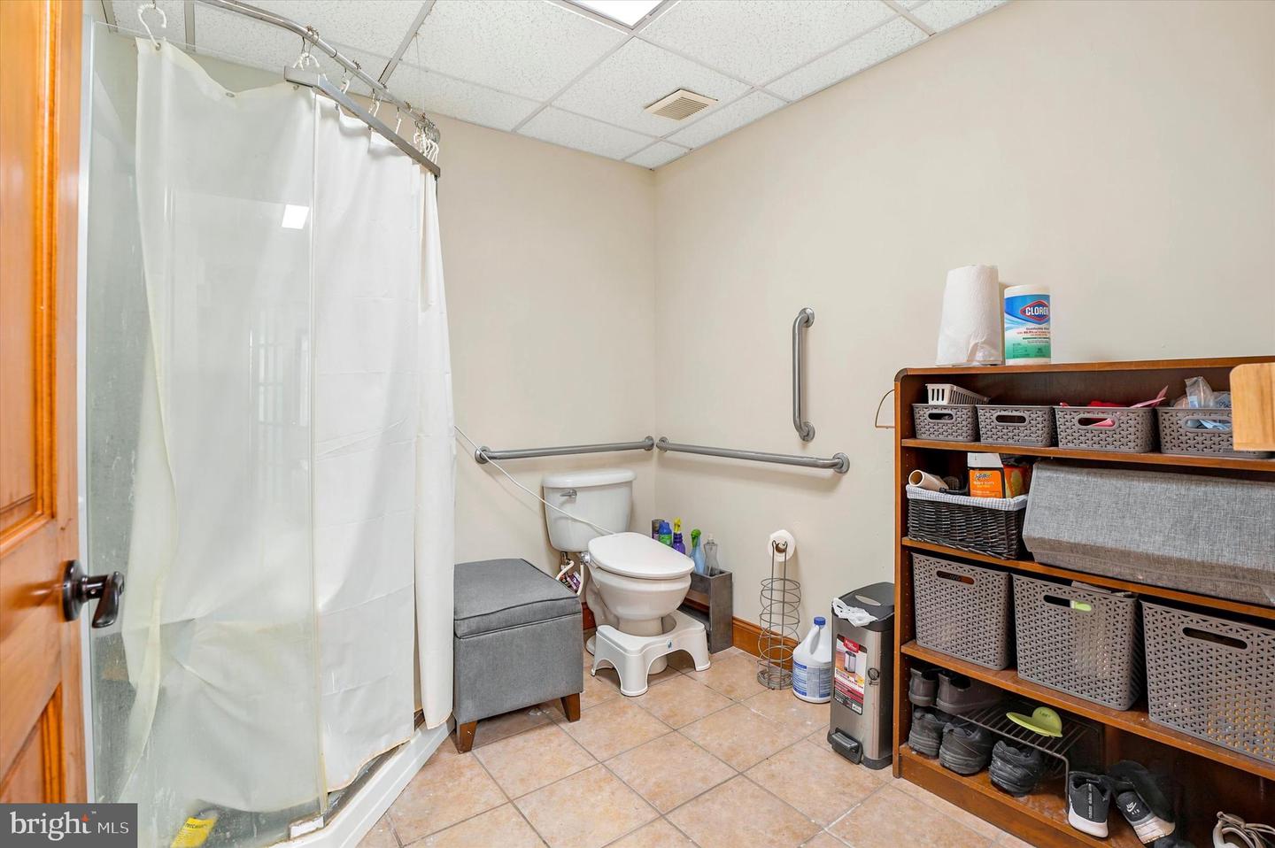 345 Dresher Rd Property Photo 18