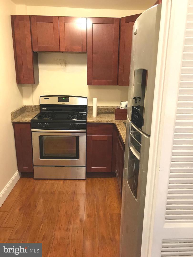 1600 Hagys Ford Rd #4t Property Photo 4