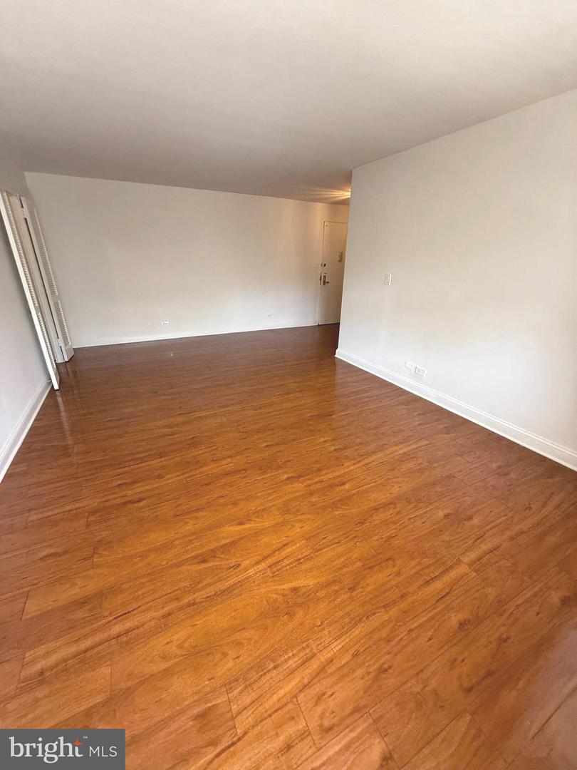 1600 Hagys Ford Rd #4t Property Photo 7