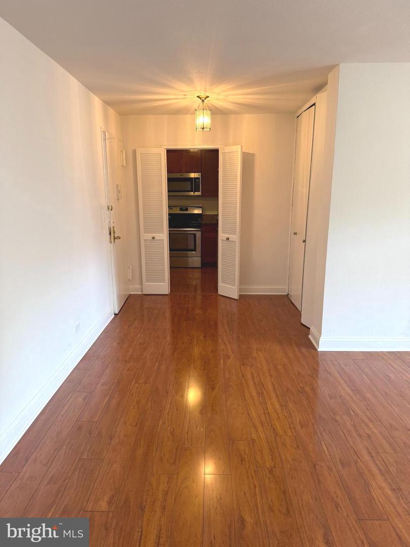 1600 Hagys Ford Rd #4t Property Photo 14