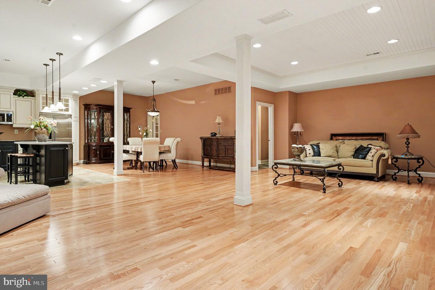 876 Ashbourne Way Property Photo 44