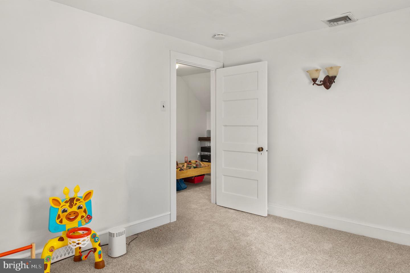 22 Maple Ave Property Photo 30