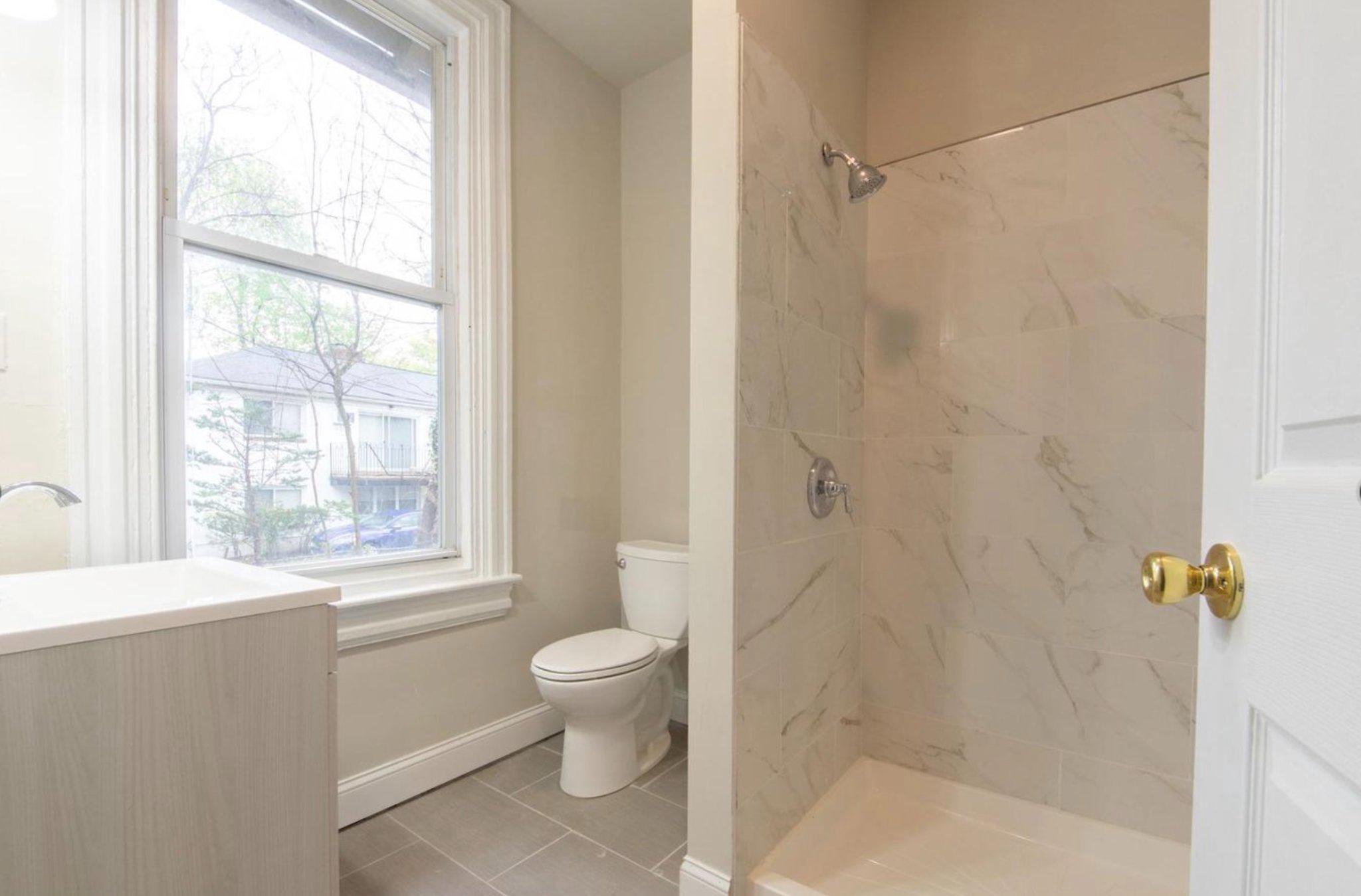 115 Montgomery Ave Property Photo 9