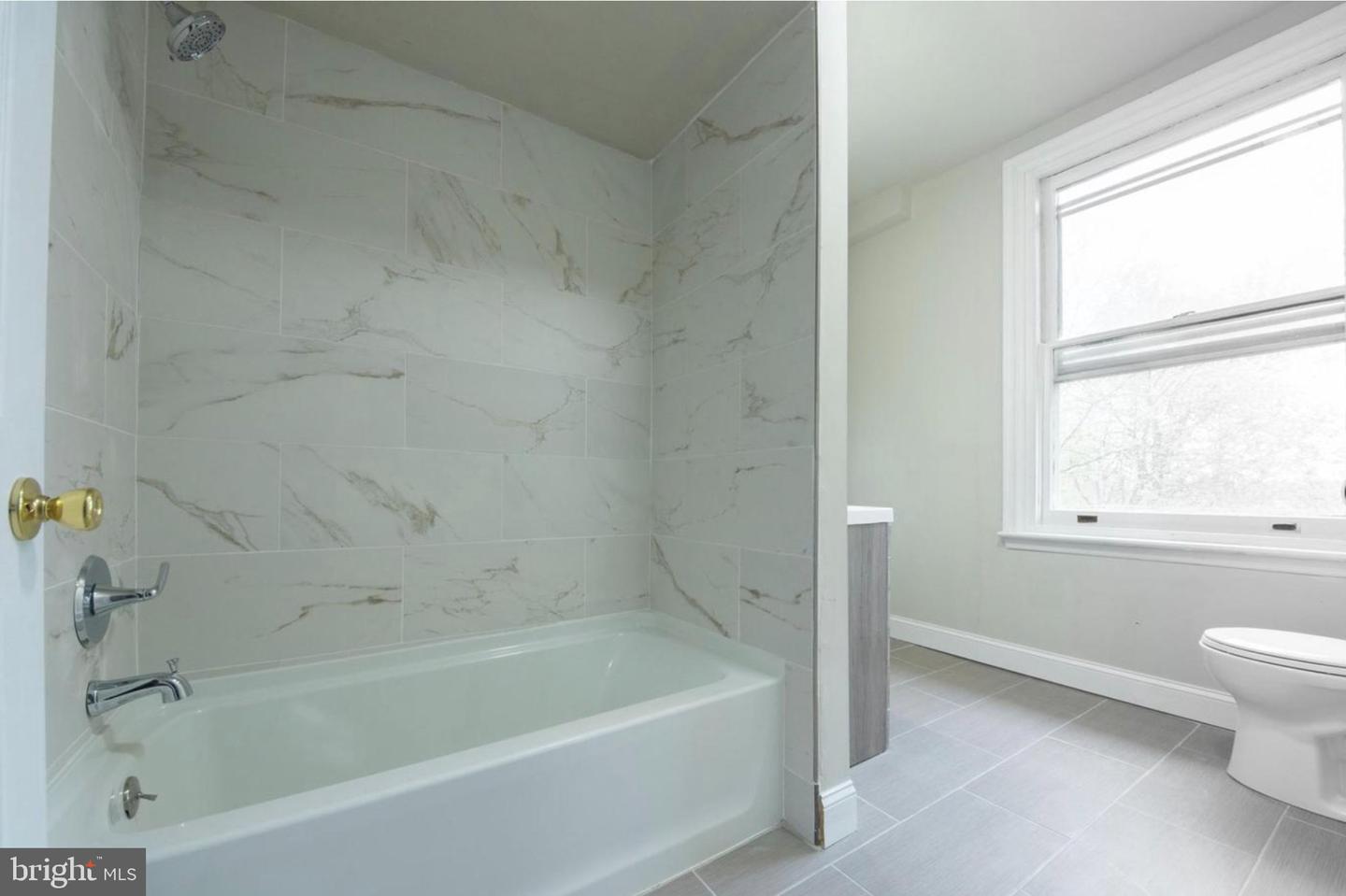 115 Montgomery Ave Property Photo 21