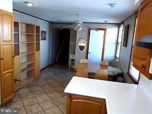121 W 6th Ave Property Photo 5