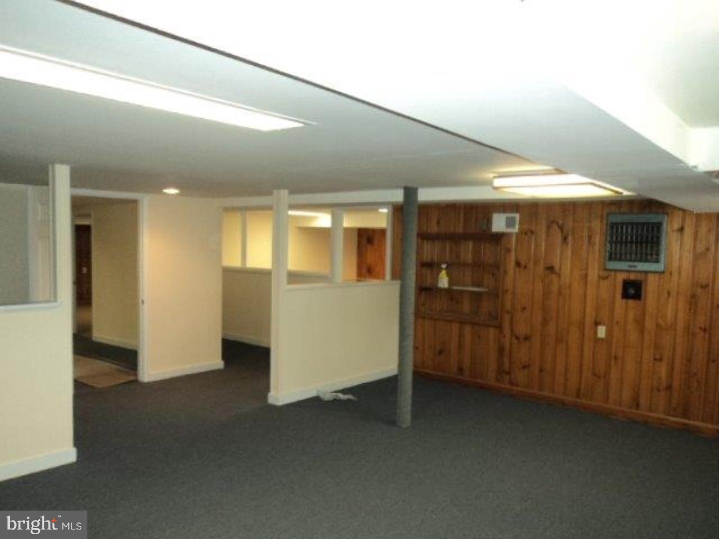 2111 Dekalb Pike Property Photo 9