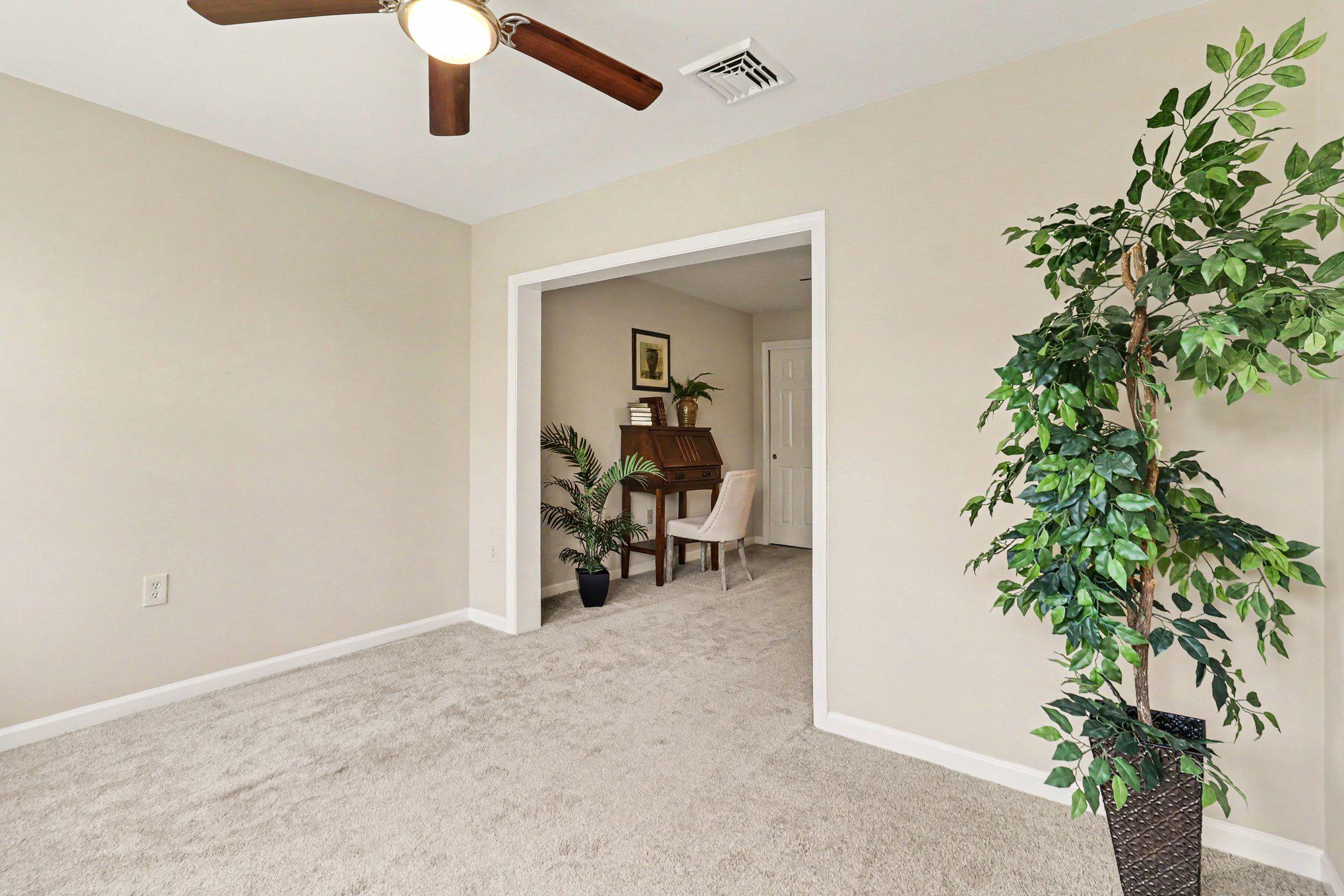12 Ludwig Ln Property Photo 19