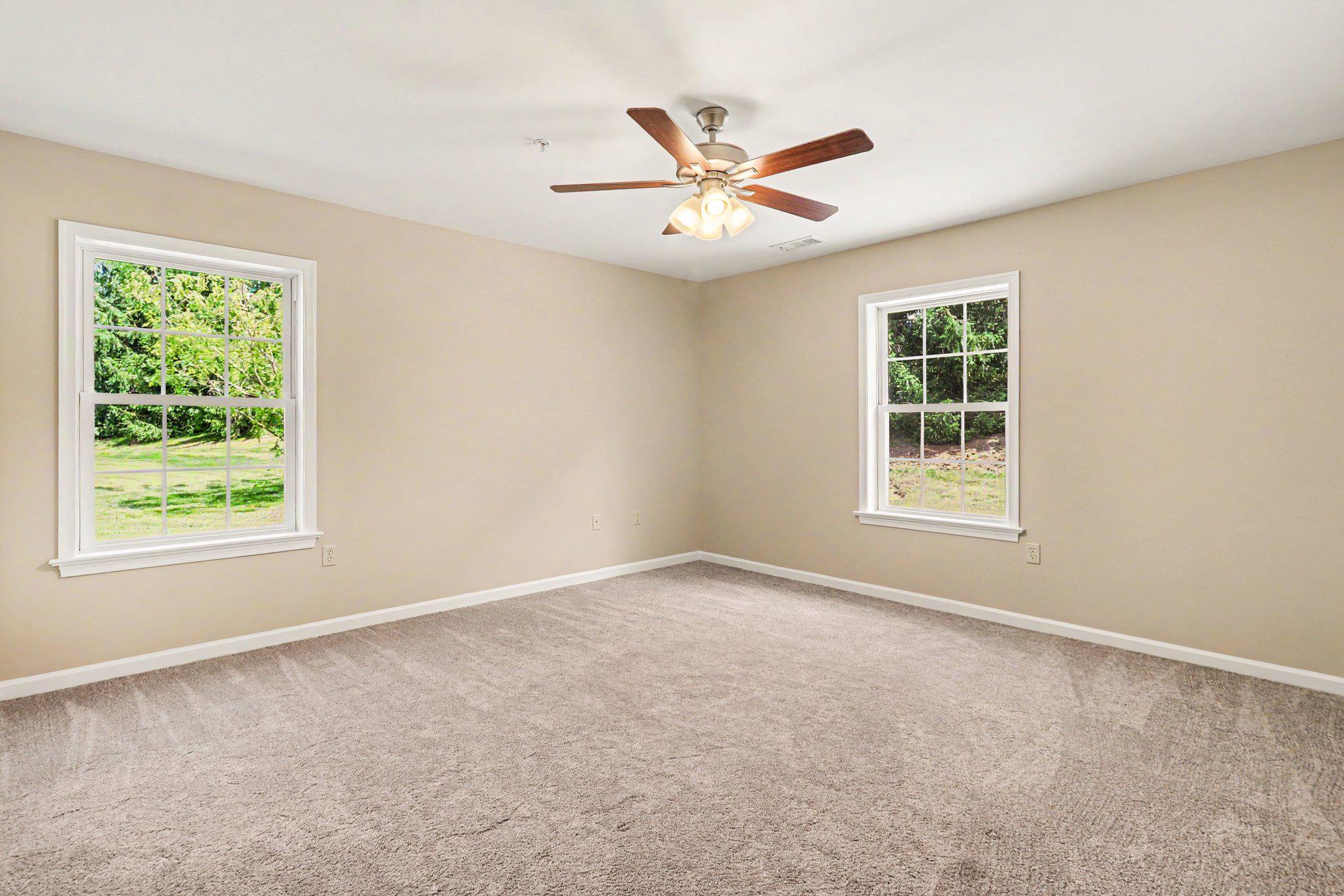 12 Ludwig Ln Property Photo 31