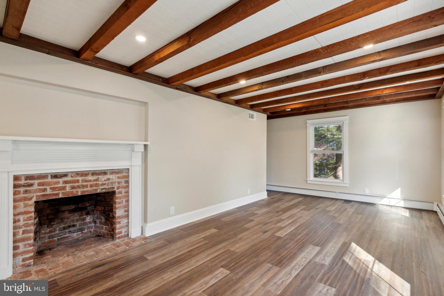 103 N Main St Property Photo 59