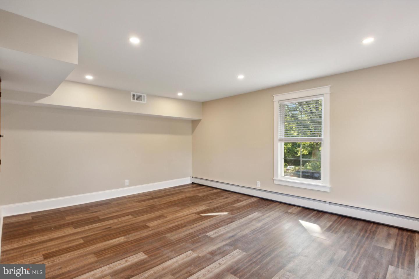103 N Main St Property Photo 64