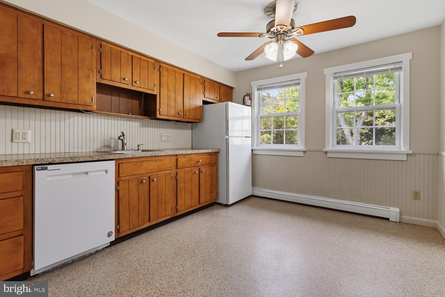429 Edgemont Ave #3 Property Photo 2