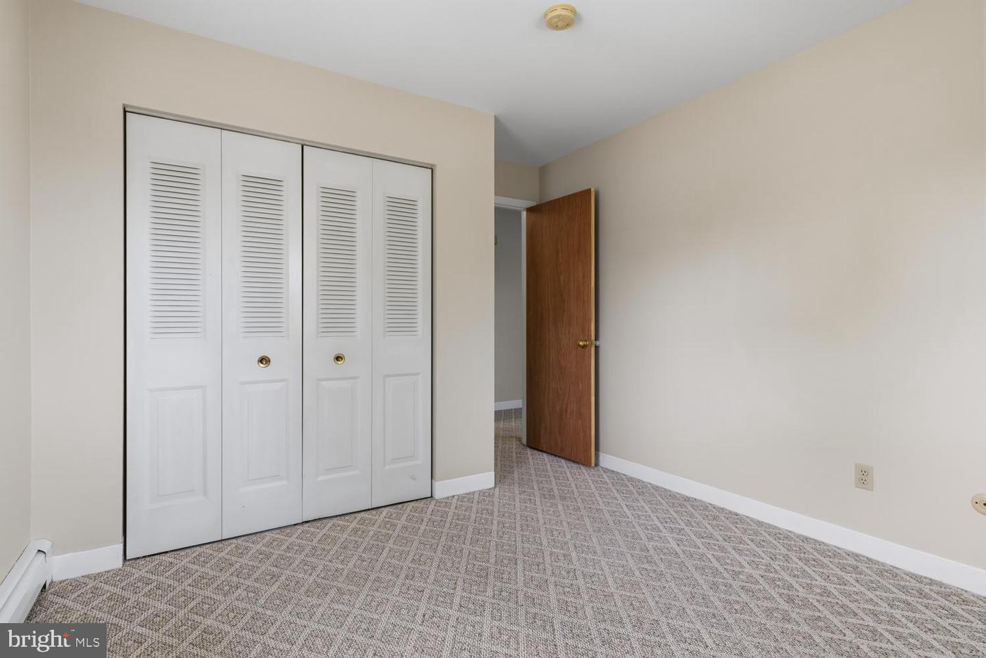 429 Edgemont Ave #3 Property Photo 9