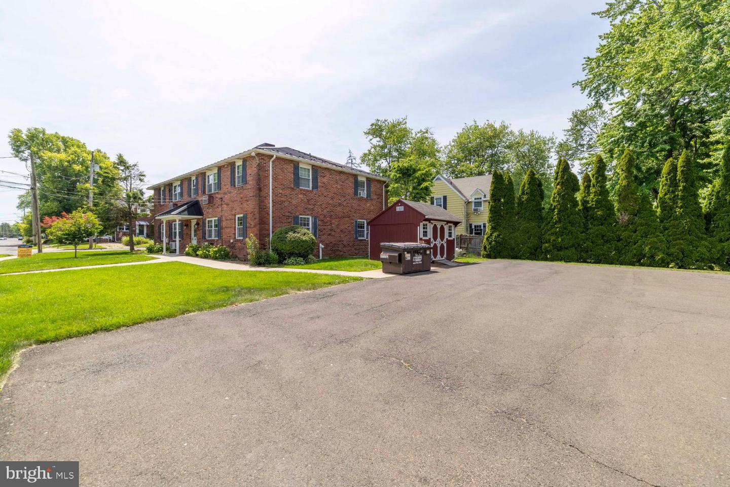 429 Edgemont Ave #3 Property Photo 18
