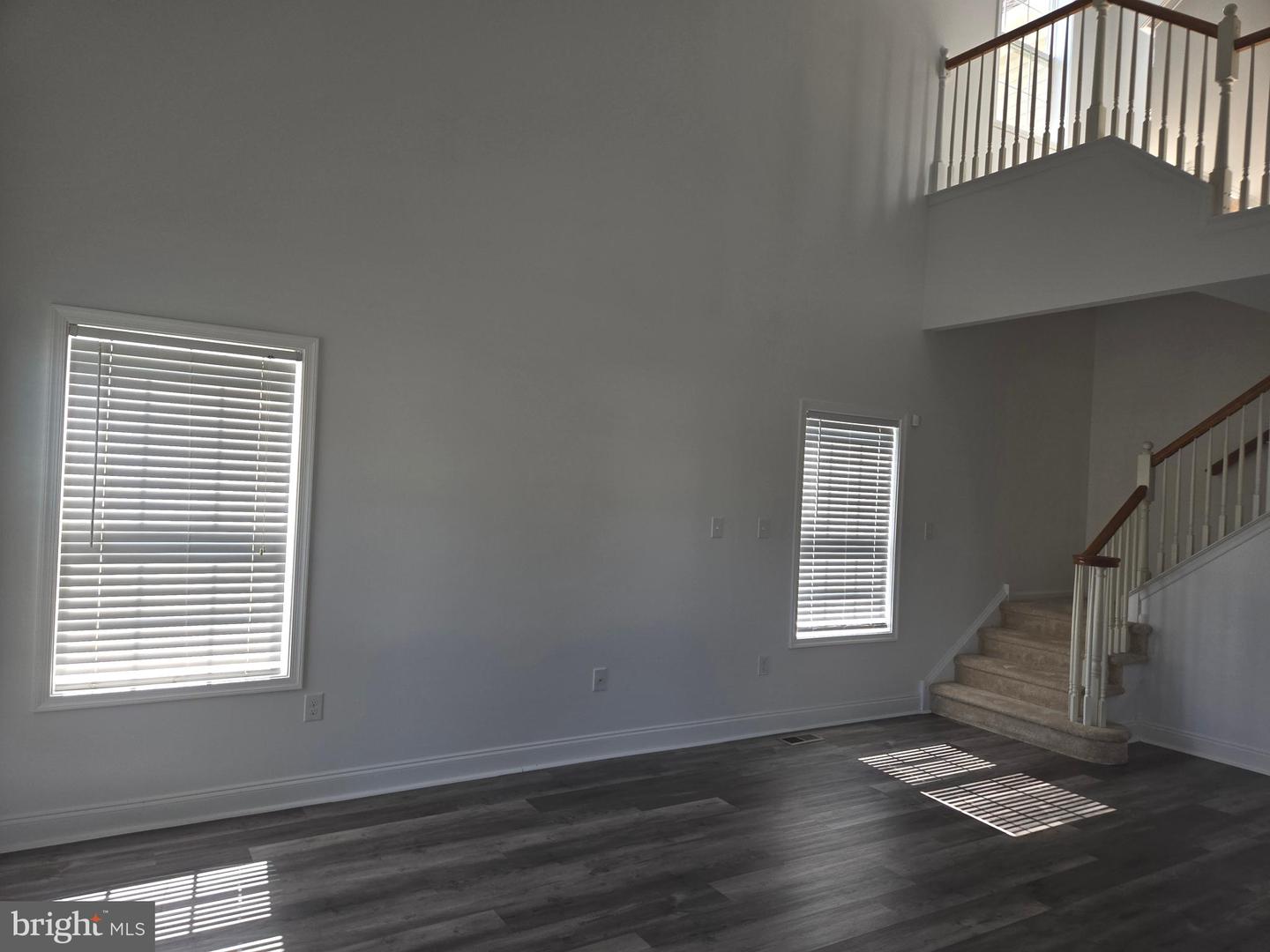 100 Lilac Ln Property Photo 22