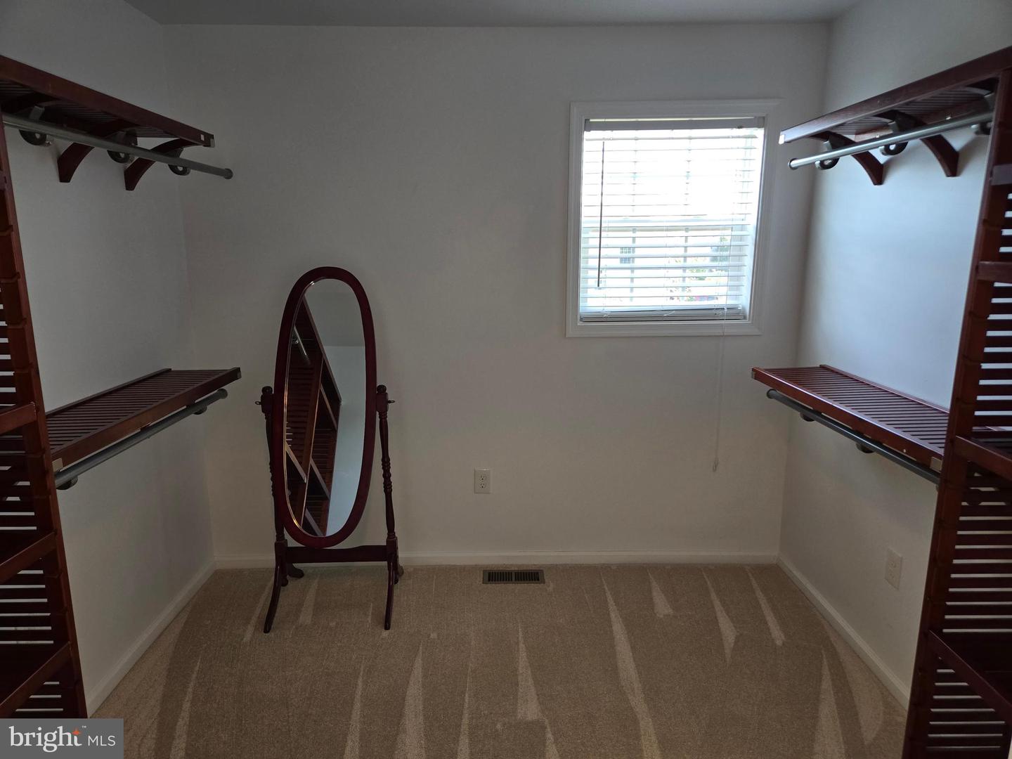 100 Lilac Ln Property Photo 35