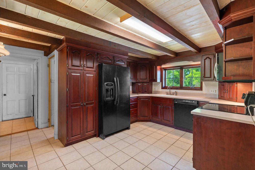 201 E Moyer Rd Property Photo 20