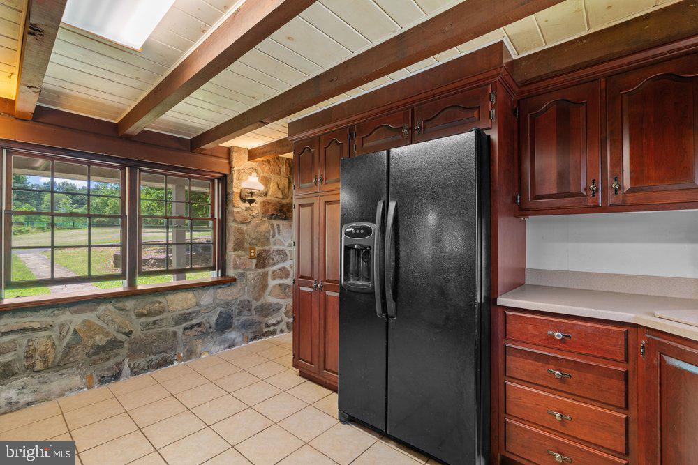 201 E Moyer Rd Property Photo 23