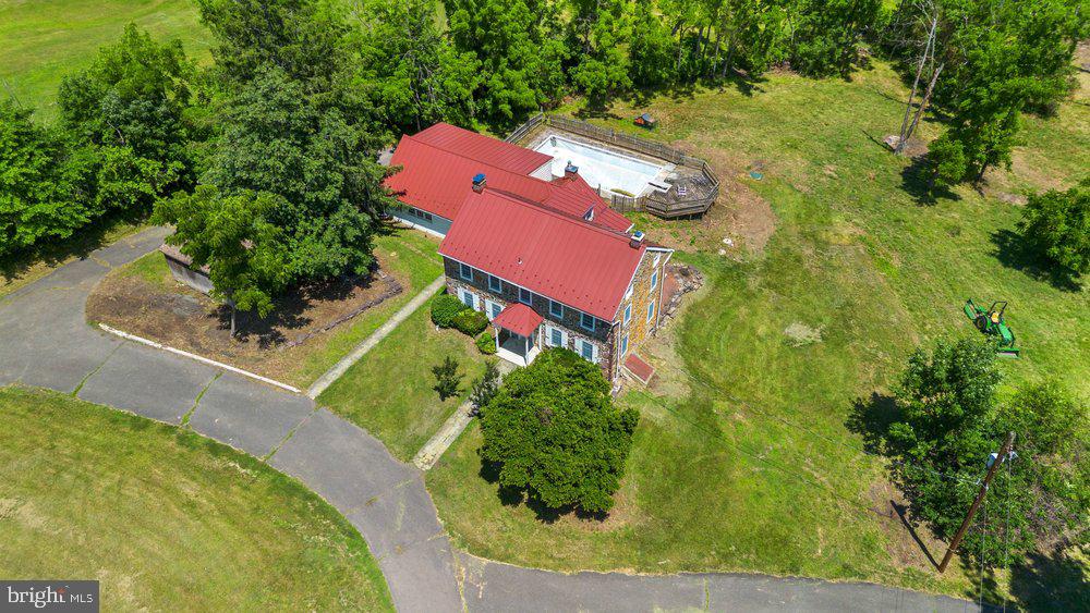 201 E Moyer Rd Property Photo 57