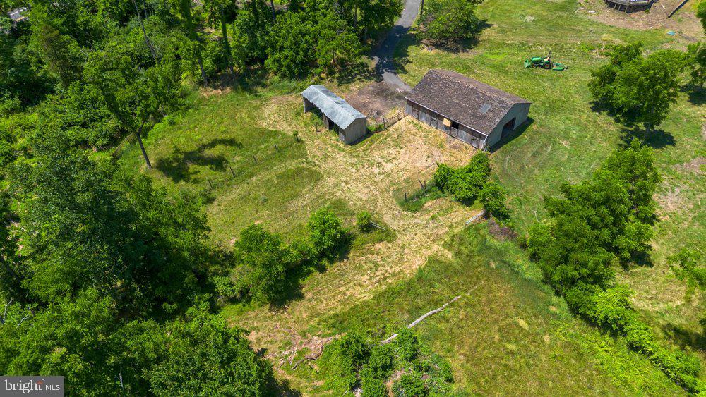 201 E Moyer Rd Property Photo 59