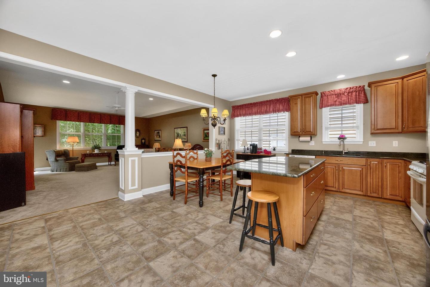 4372 Sweetbriar Dr Property Photo 12