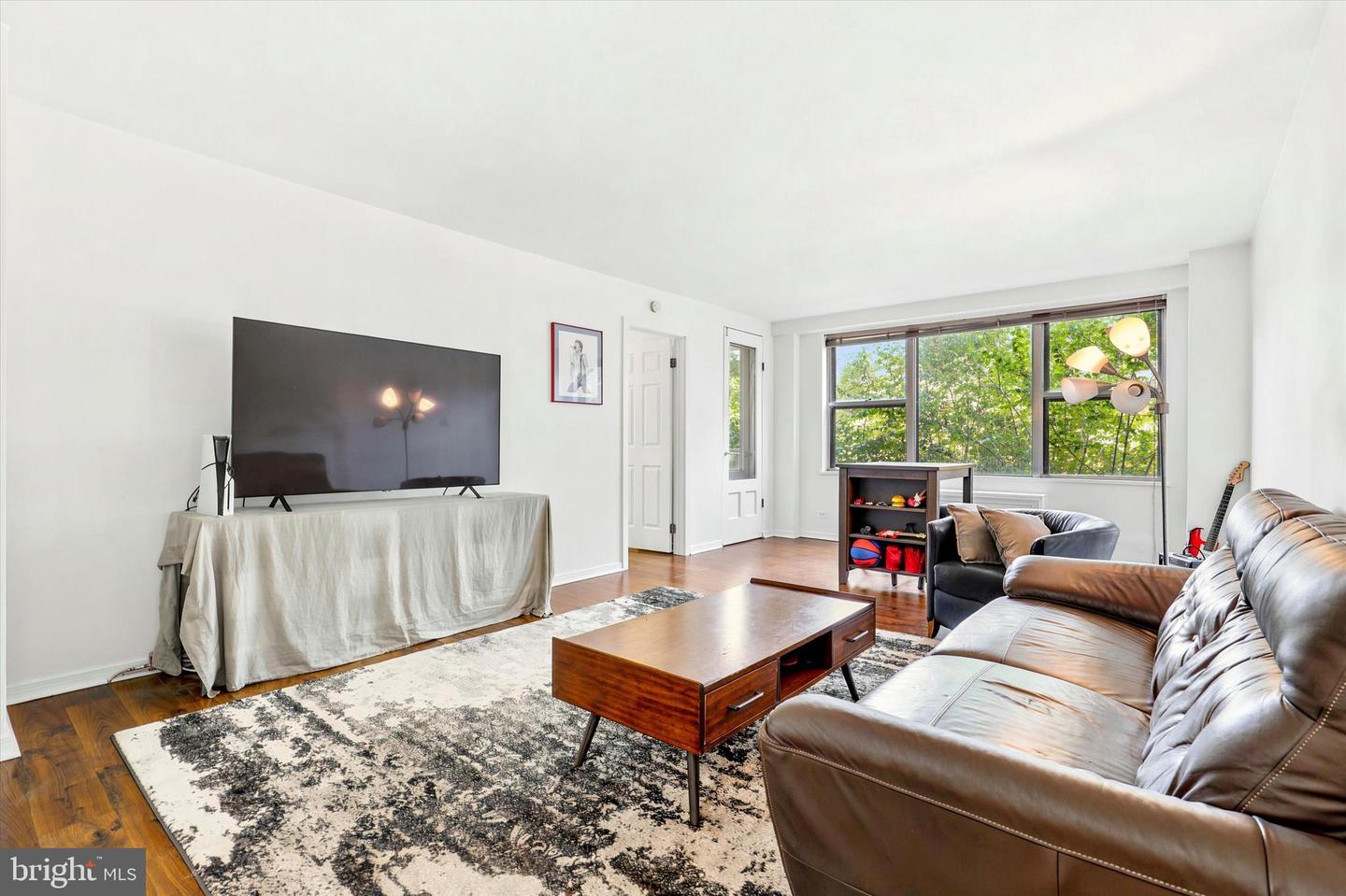 1600 Hagysford Rd #2l Property Photo 5