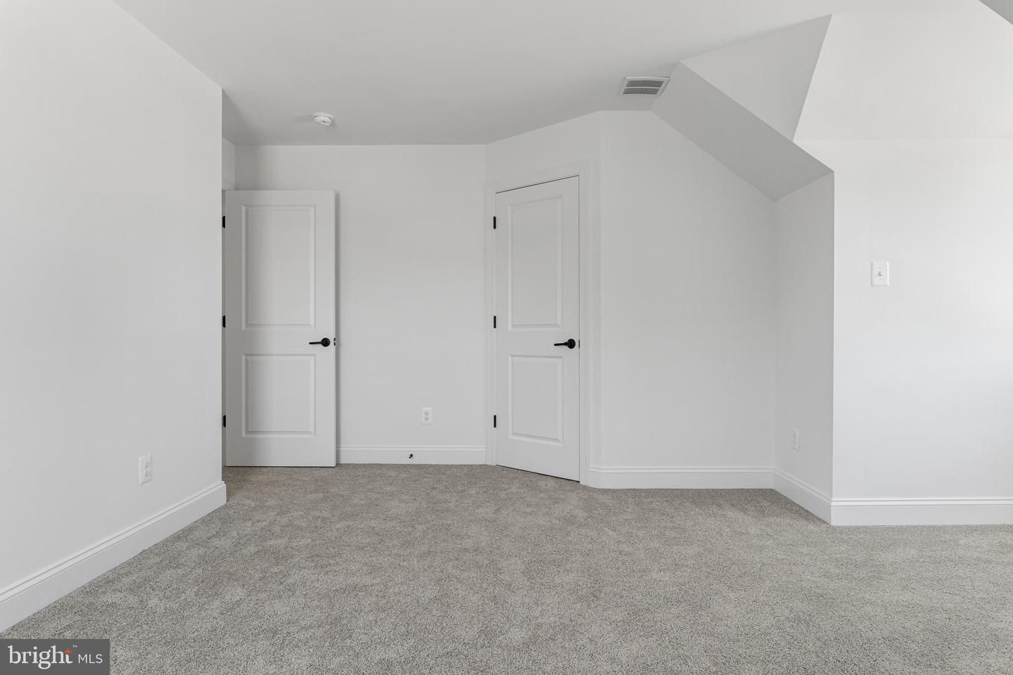 425 Pastell Ln Property Photo 22