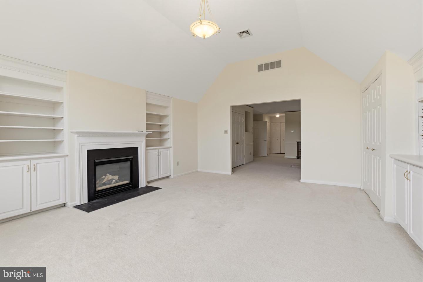 2160 Huntingdon Rd Property Photo 29