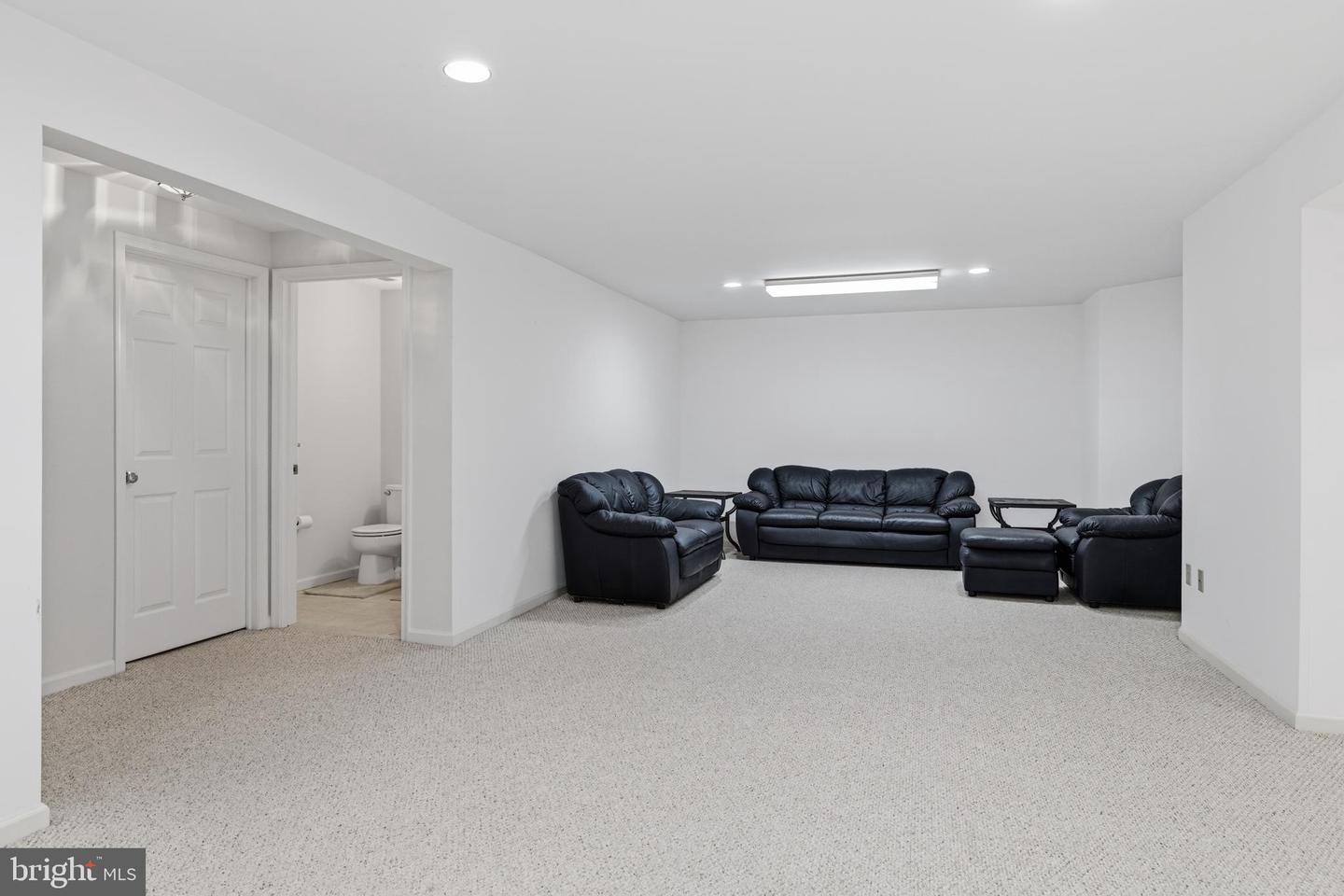 2160 Huntingdon Rd Property Photo 41