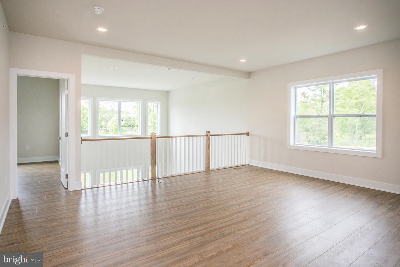 665 Levering Street Property Photo 24