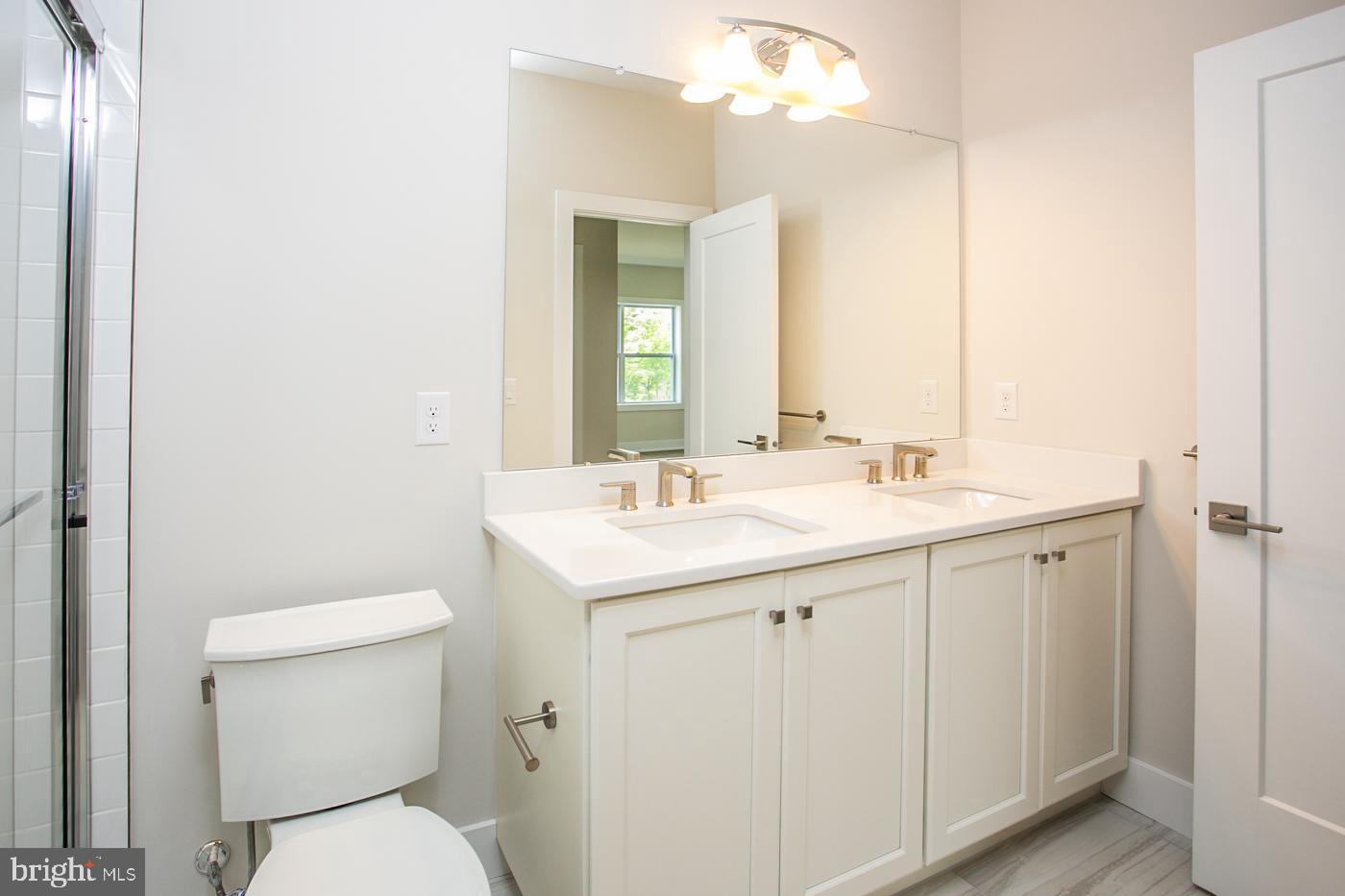 665 Levering Street Property Photo 28