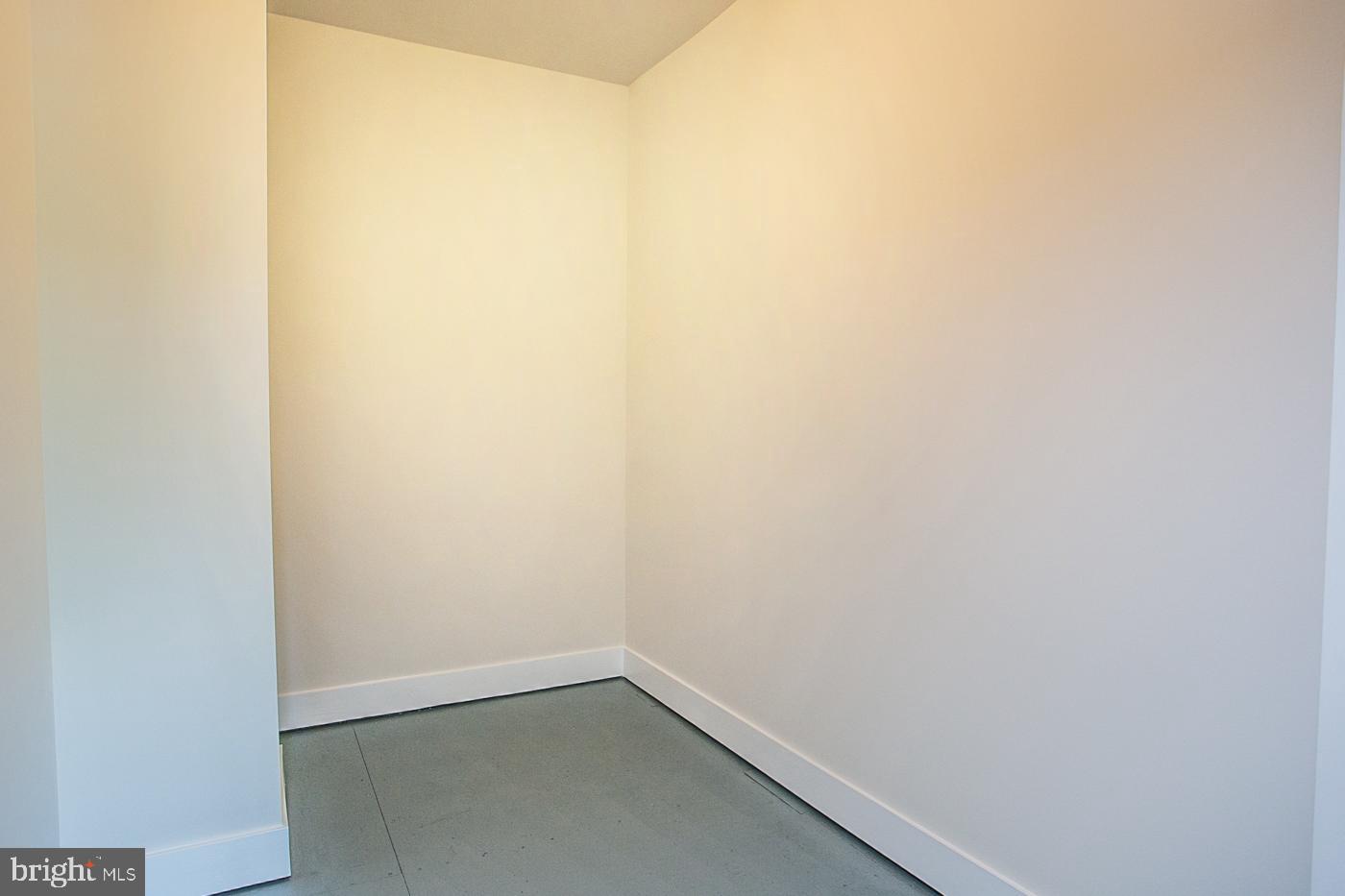 665 Levering Street Property Photo 30
