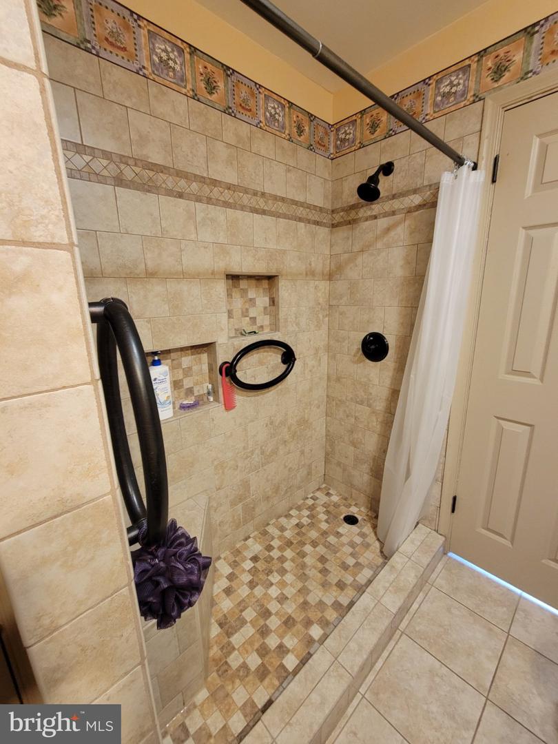 672 Brighton Dr Property Photo 37