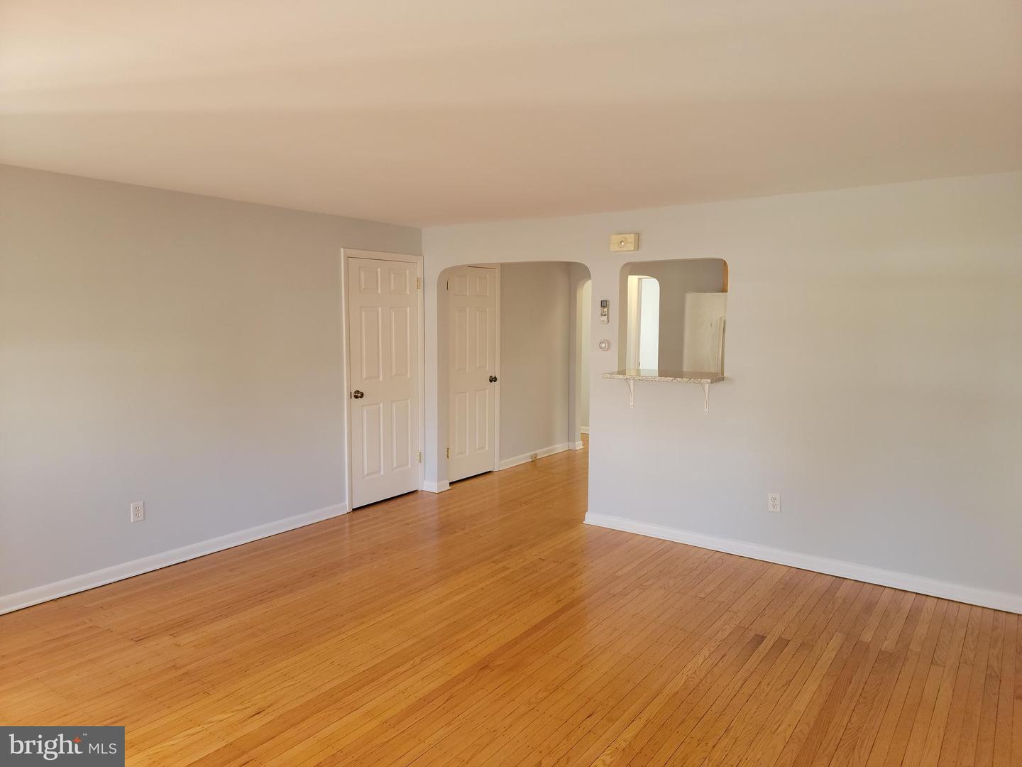 230 N Essex Ave #1st Property Photo 6
