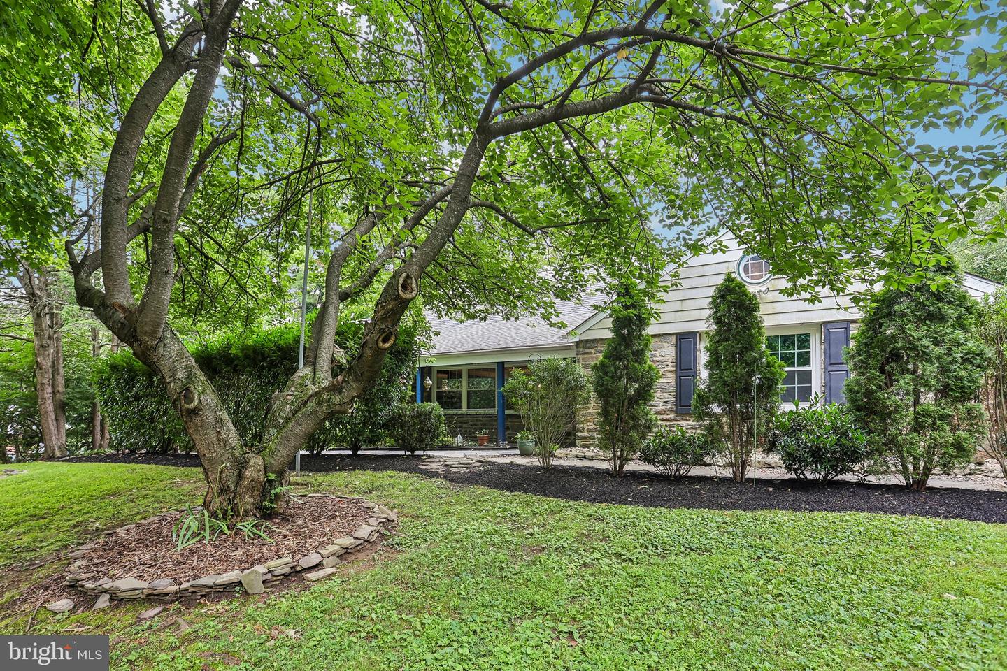 1020 Church Rd Property Photo 1