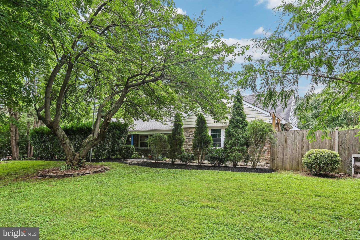 1020 Church Rd Property Photo 5