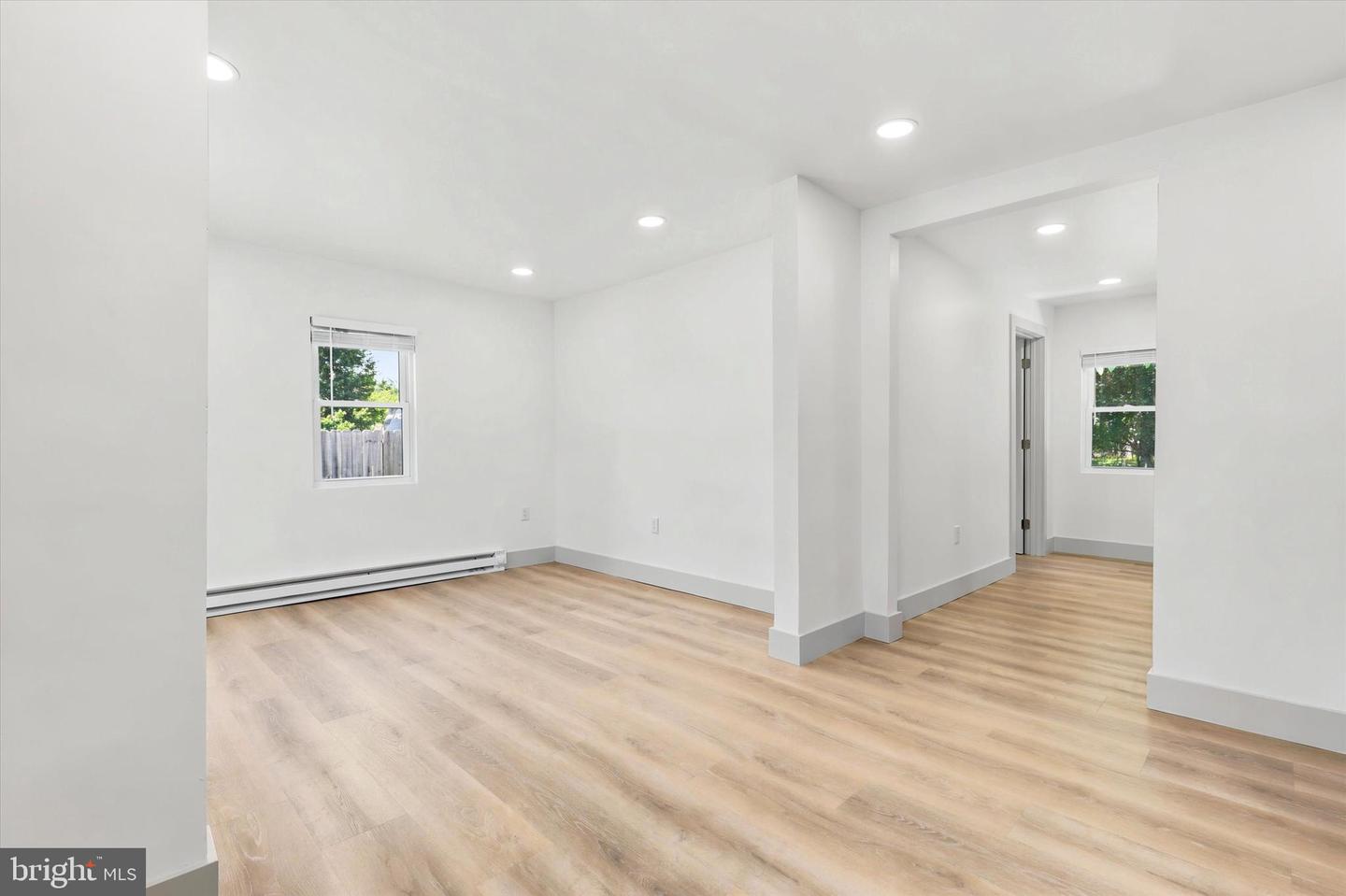 1605-e N Line Property Photo 15