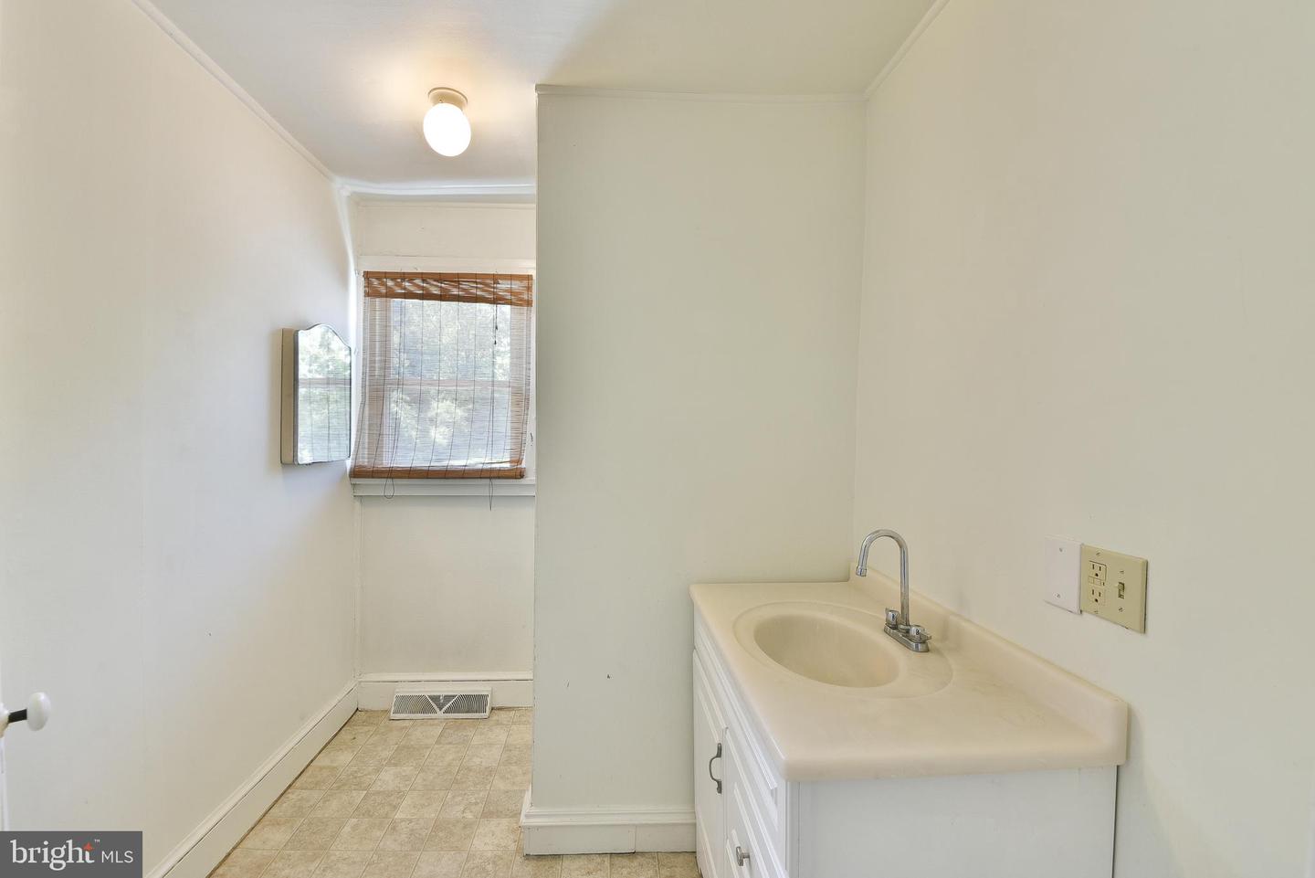 1407 Bethlehem Pike Property Photo 11