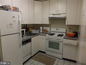 1600 Hagys Ford Rd #3a Property Photo 8
