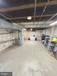 1209 Locust St Property Photo 7
