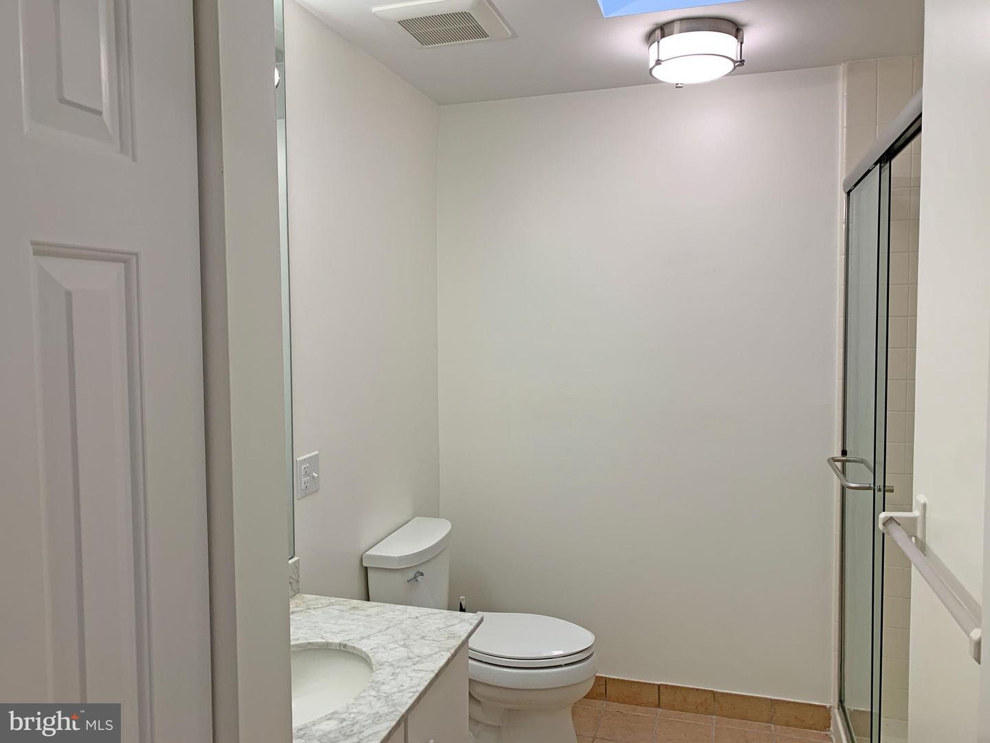 414 Old Lancaster Rd #405 Property Photo 35