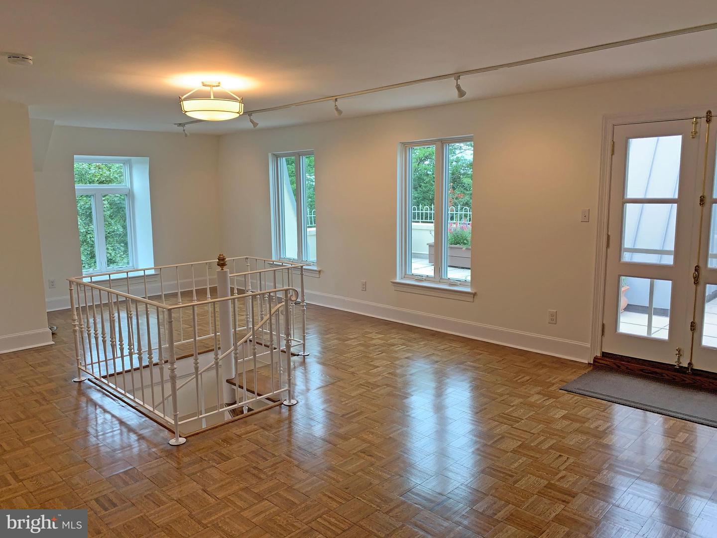 414 Old Lancaster Rd #405 Property Photo 51