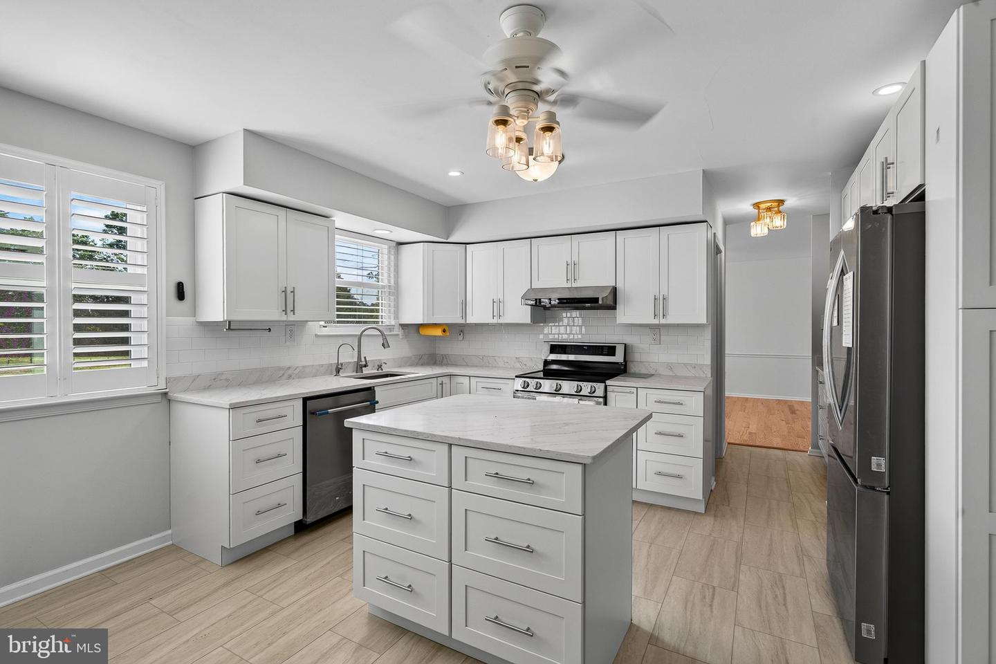 1146 Squires Way Property Photo 8