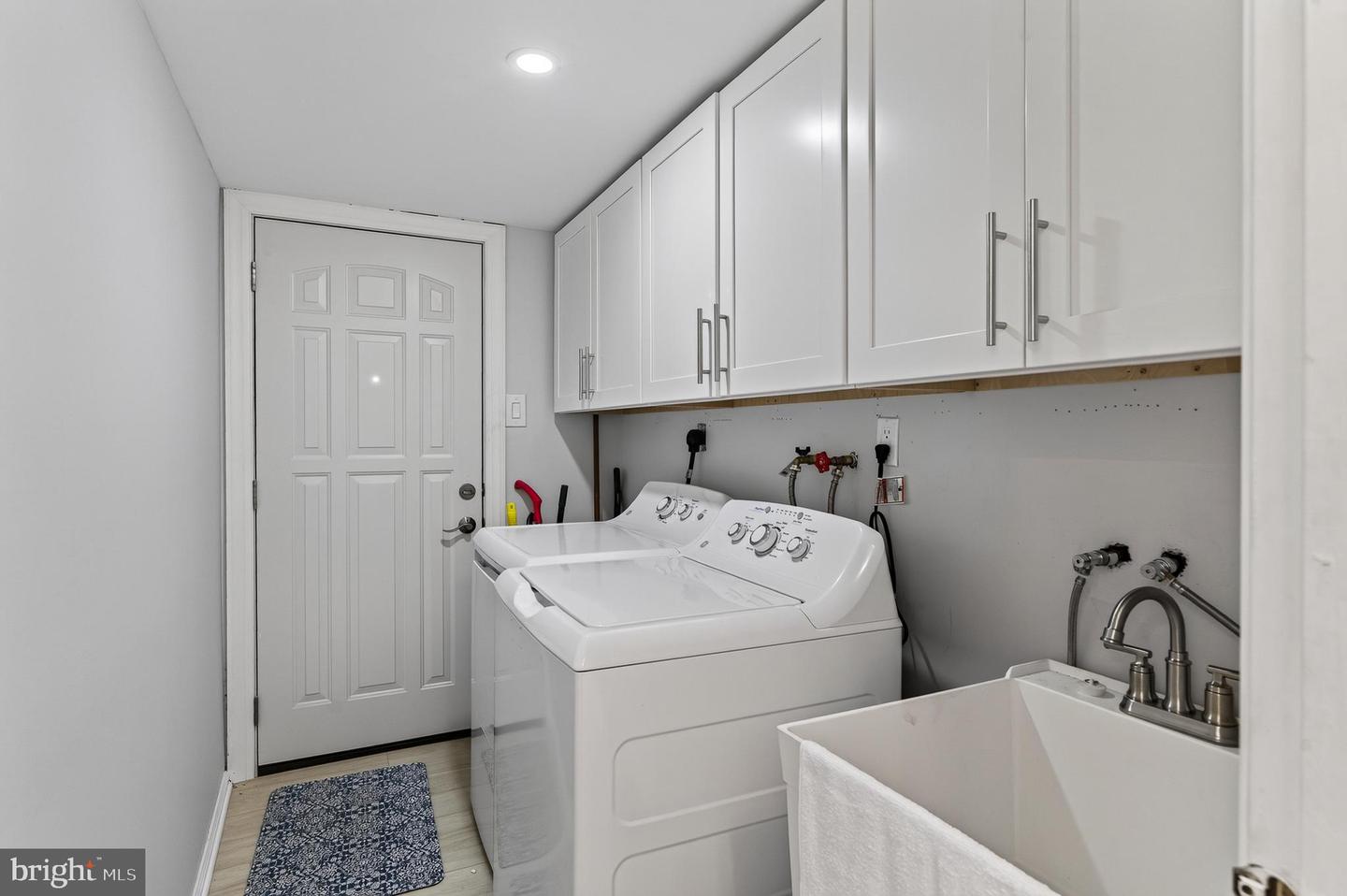 1146 Squires Way Property Photo 27