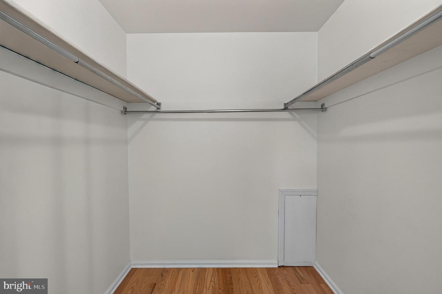 1146 Squires Way Property Photo 33