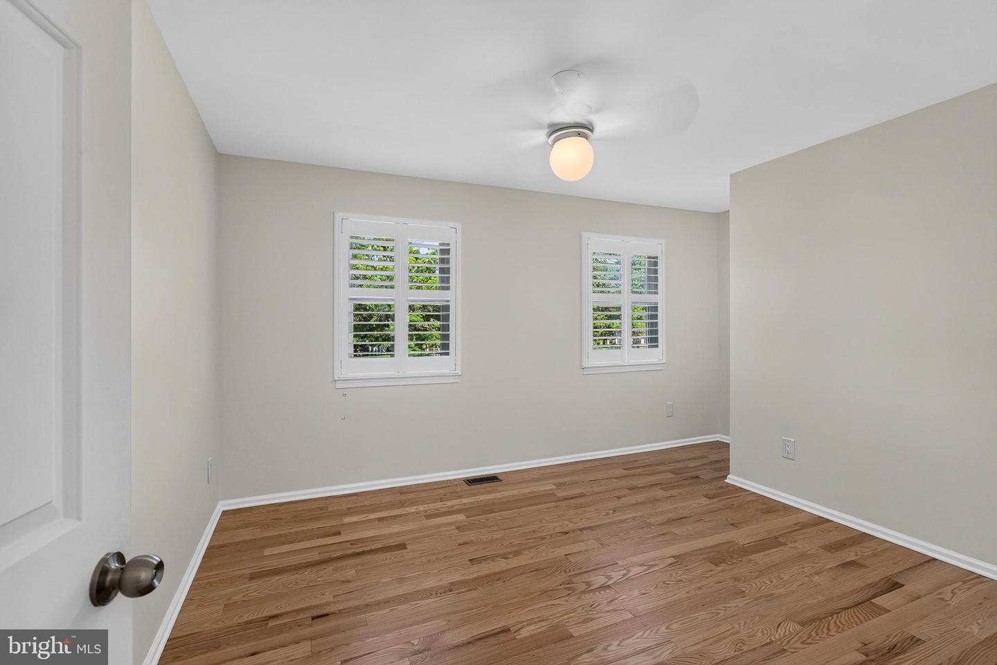 1146 Squires Way Property Photo 36