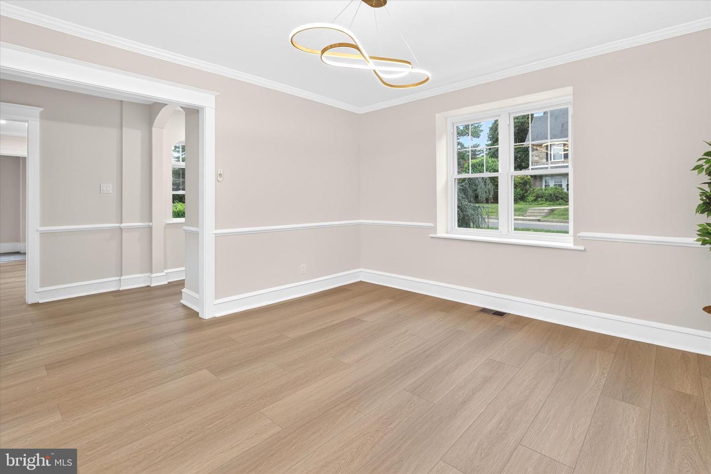 401 Carlton Ave Property Photo 18