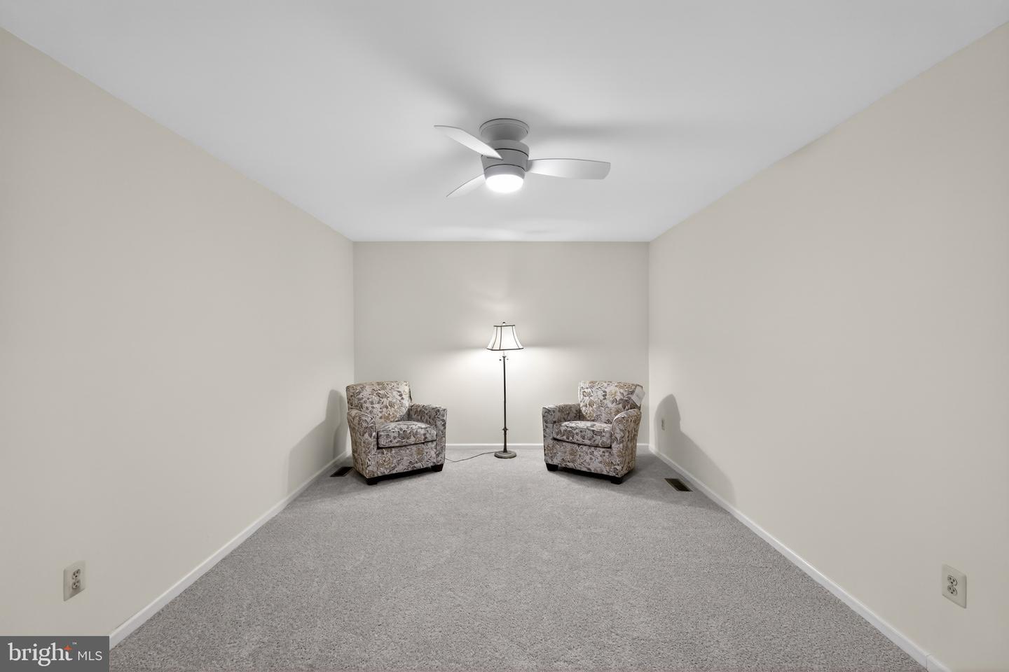 950 Freedom Ct #43 Property Photo 22