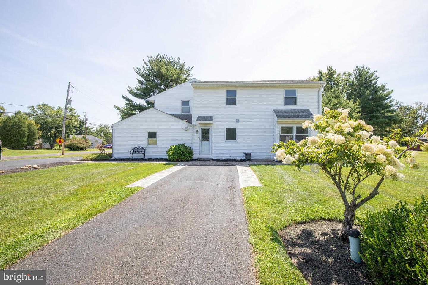 1118 Clymer Rd Property Photo 5