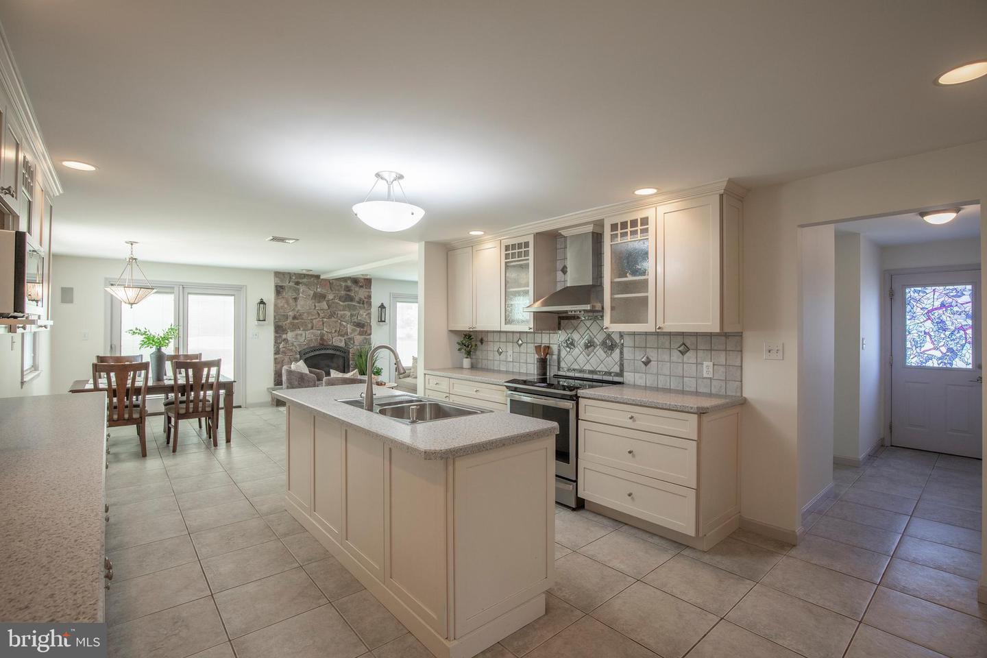 1118 Clymer Rd Property Photo 21