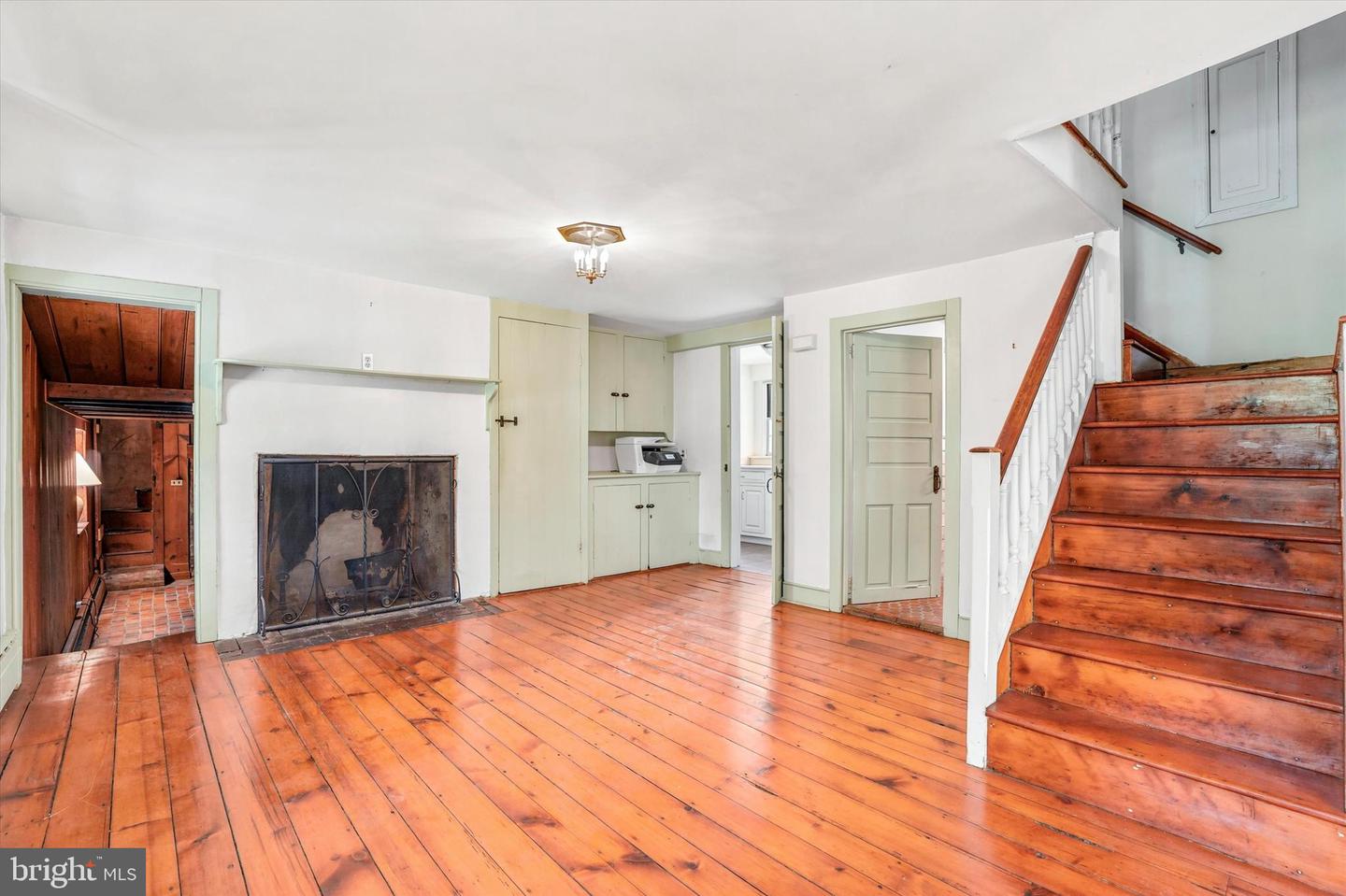 1271 Byberry Rd Property Photo 7